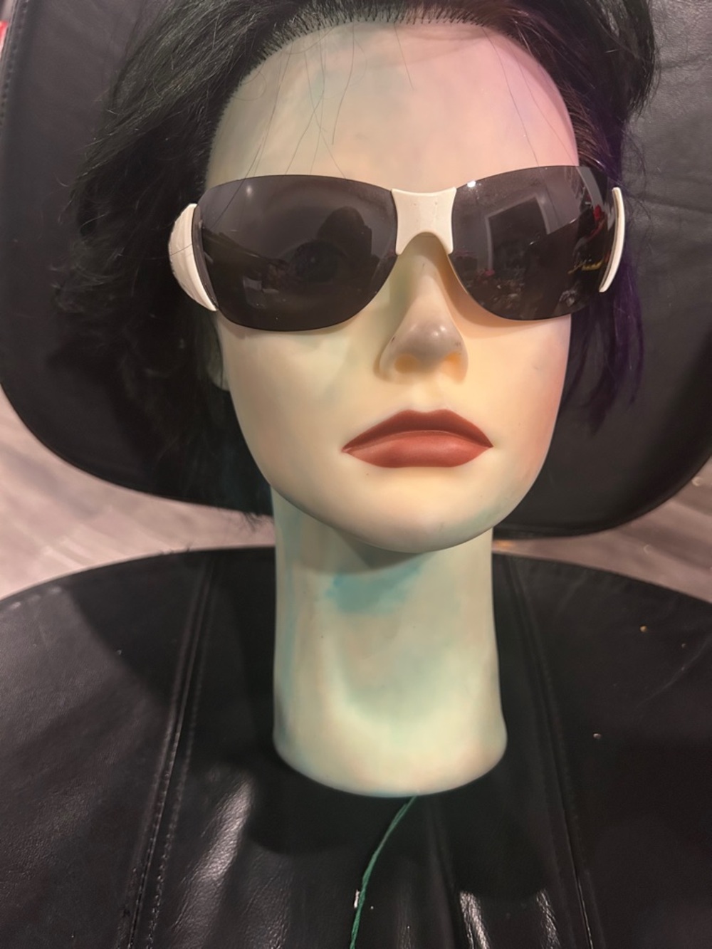 SUNCLOUD White Frame Sunglasses with Dark Lenses